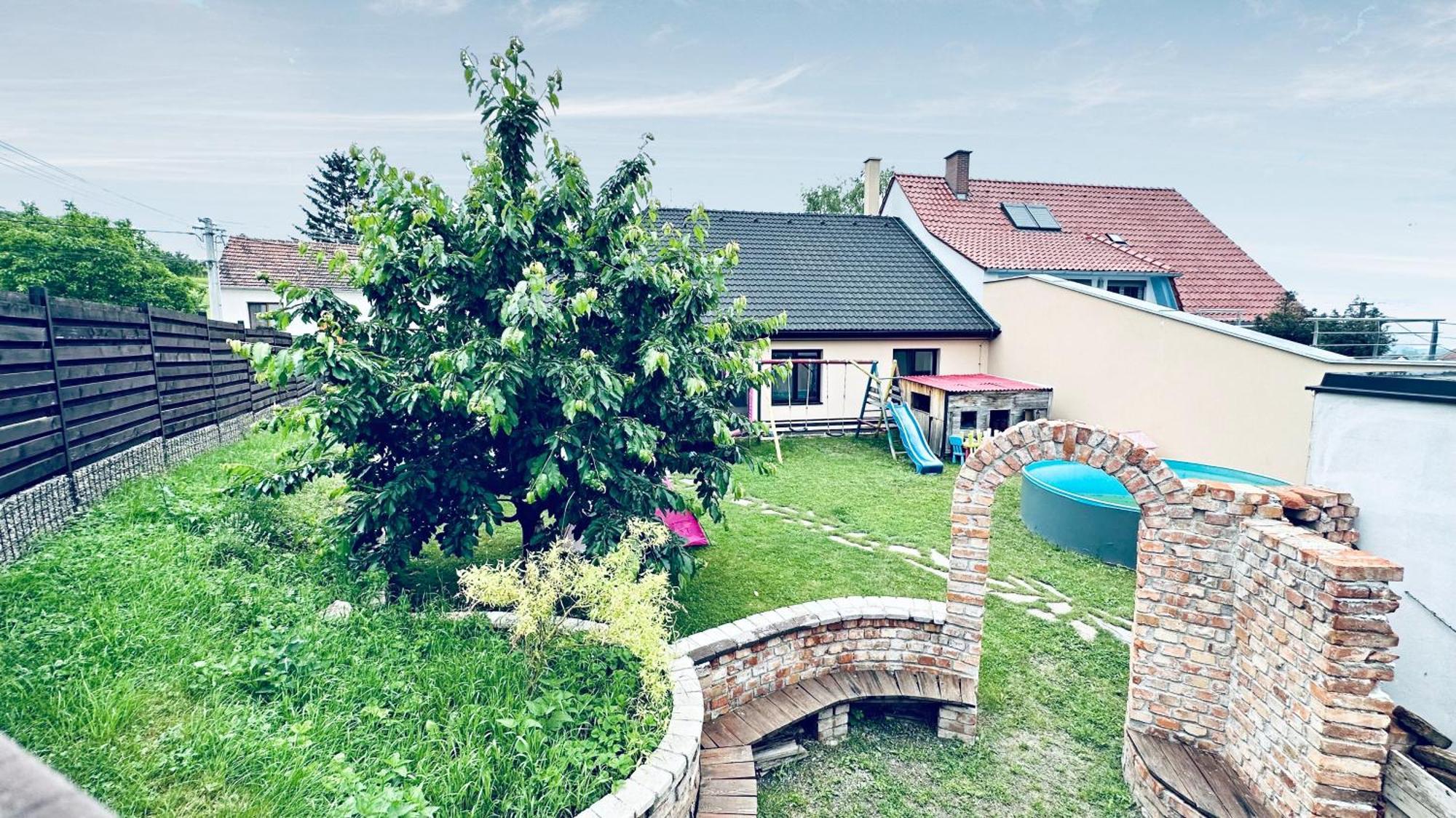Vila Dum Palava Perná Exteriér fotografie